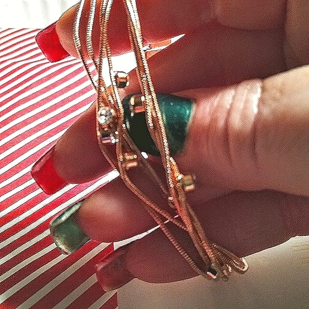 Rose Gold Bracelet +FREE Earrings